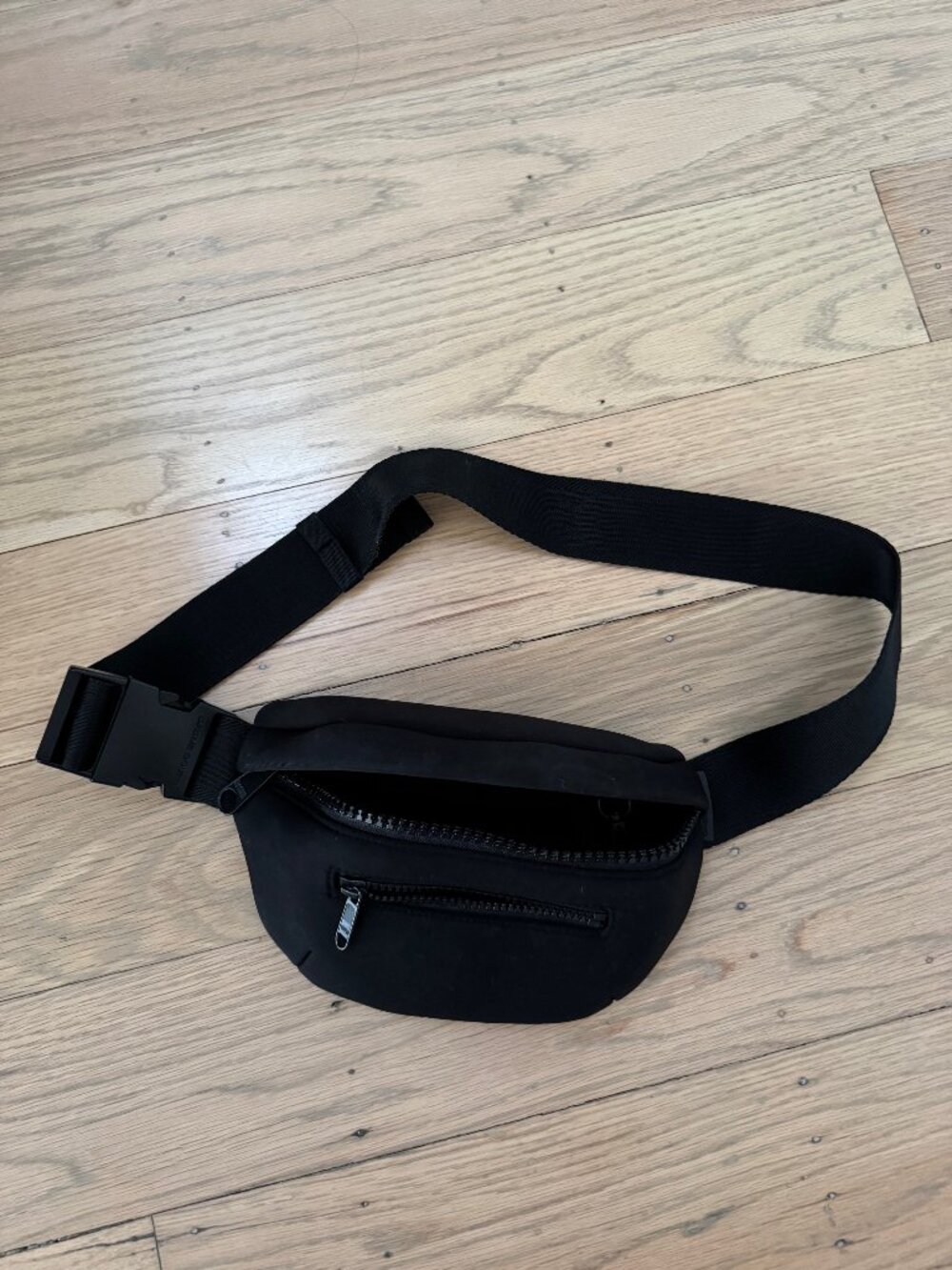 Dagne Dover - Ace neoprene Fanny Pack